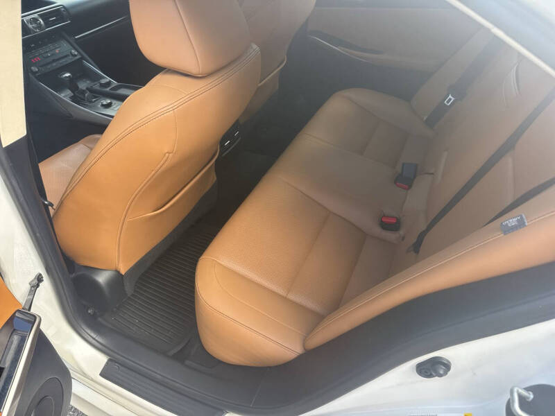 2017 Lexus IS 300