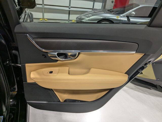 2018 Volvo V90 Cross Country T5