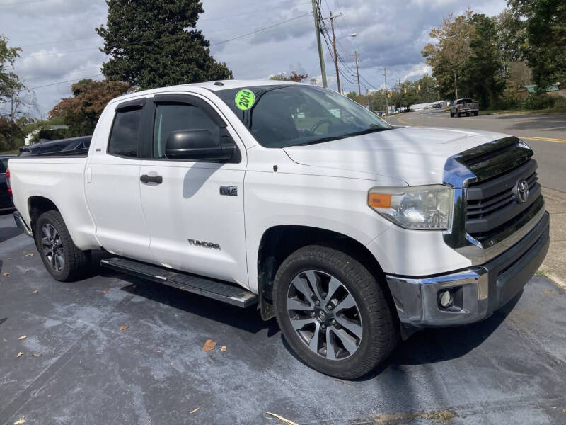 2014 Toyota Tundra SR5