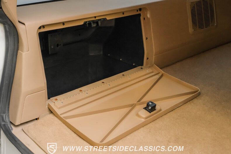 1990 Ford LTD Crown Victoria