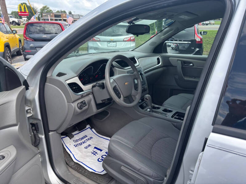 2016 Chevrolet Traverse LS