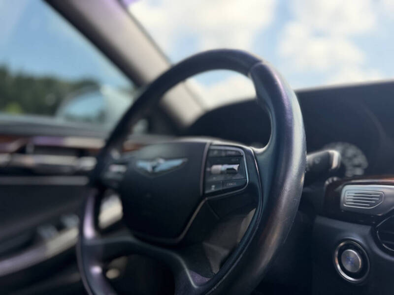 2017 Genesis G90 5.0 Ultimate
