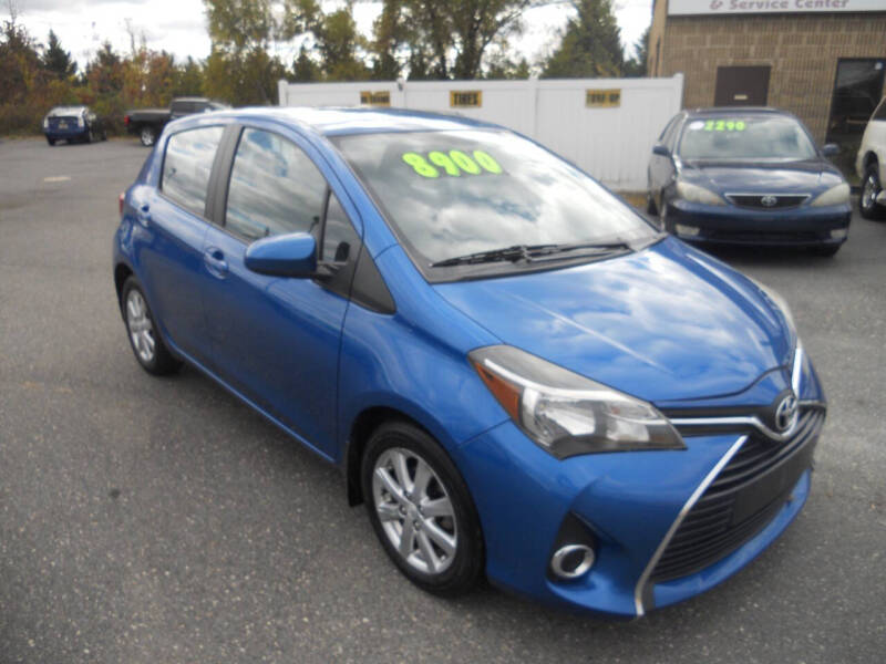2015 Toyota Yaris 5-Door LE