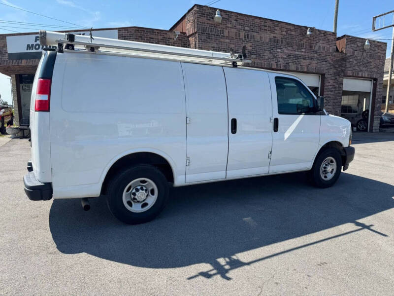 2020 Chevrolet Express 2500