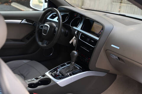 2011 Audi A5 2.0T quattro Prestige
