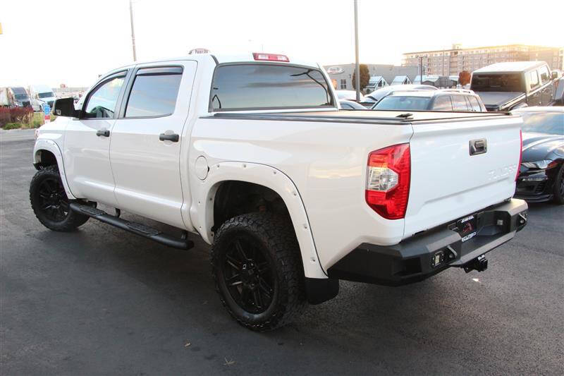 2018 Toyota Tundra SR5