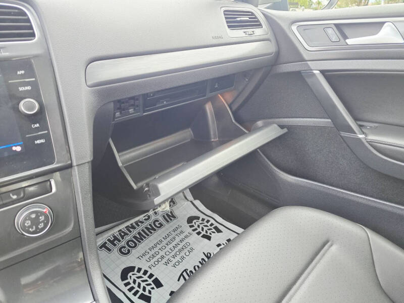 2018 Volkswagen Golf