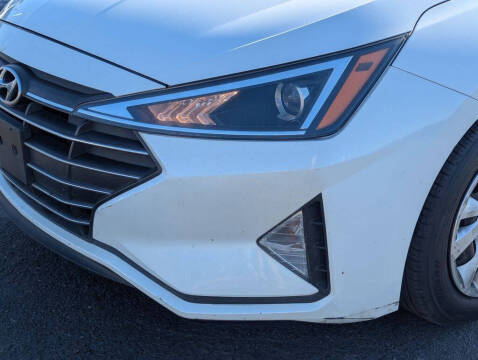 2019 Hyundai Elantra