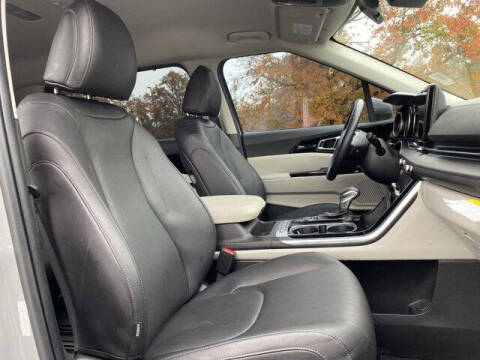 2022 Kia Carnival EX