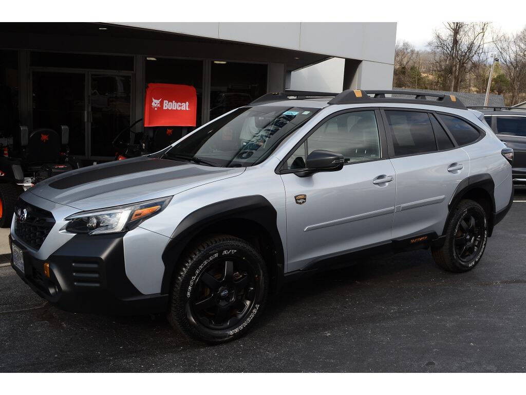 2023 Subaru Outback for sale at EARL DUFF PRE-OWNED CENTER in Harriman, TN