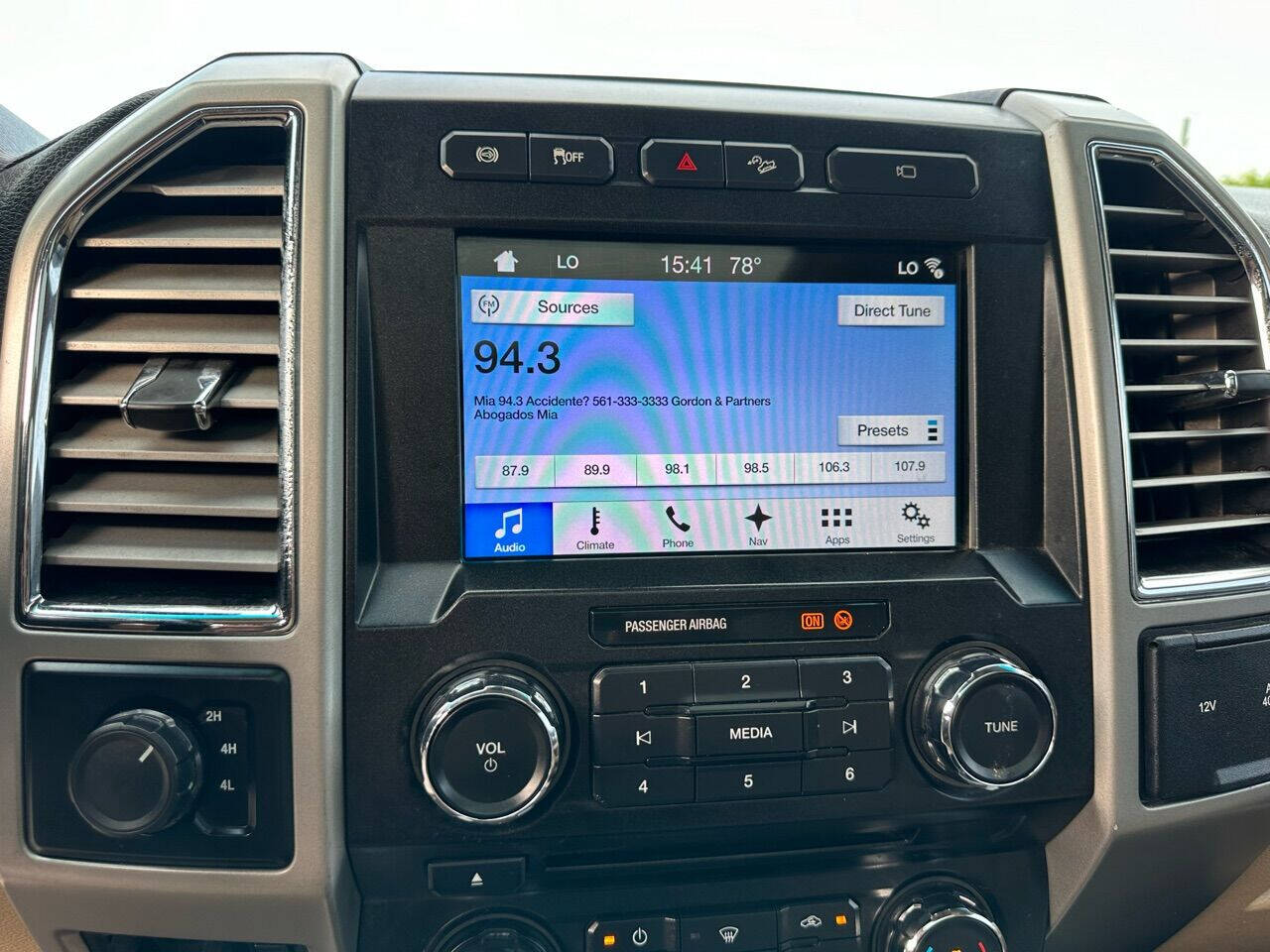 2017 FORD F-350 Pickup - $34,900