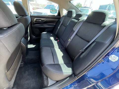 2017 Nissan Altima 2.5 SR