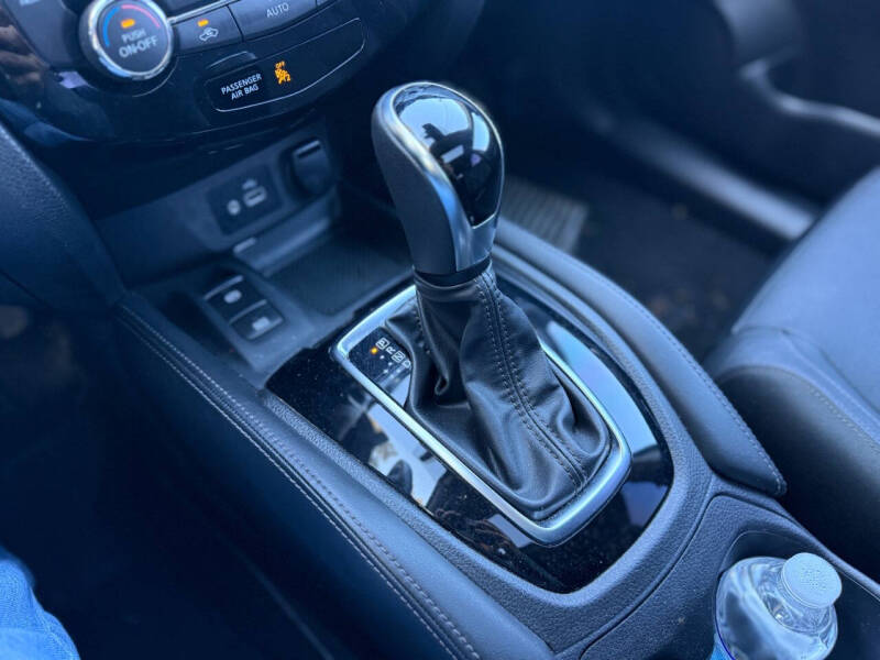 2020 Nissan Rogue Sport SL