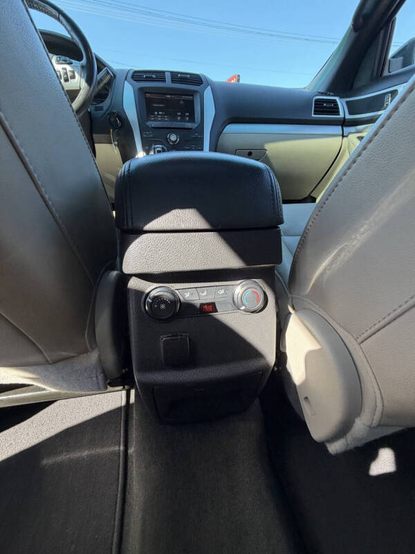 2011 Ford Explorer XLT