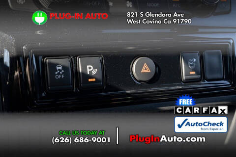 2023 Nissan Titan SV