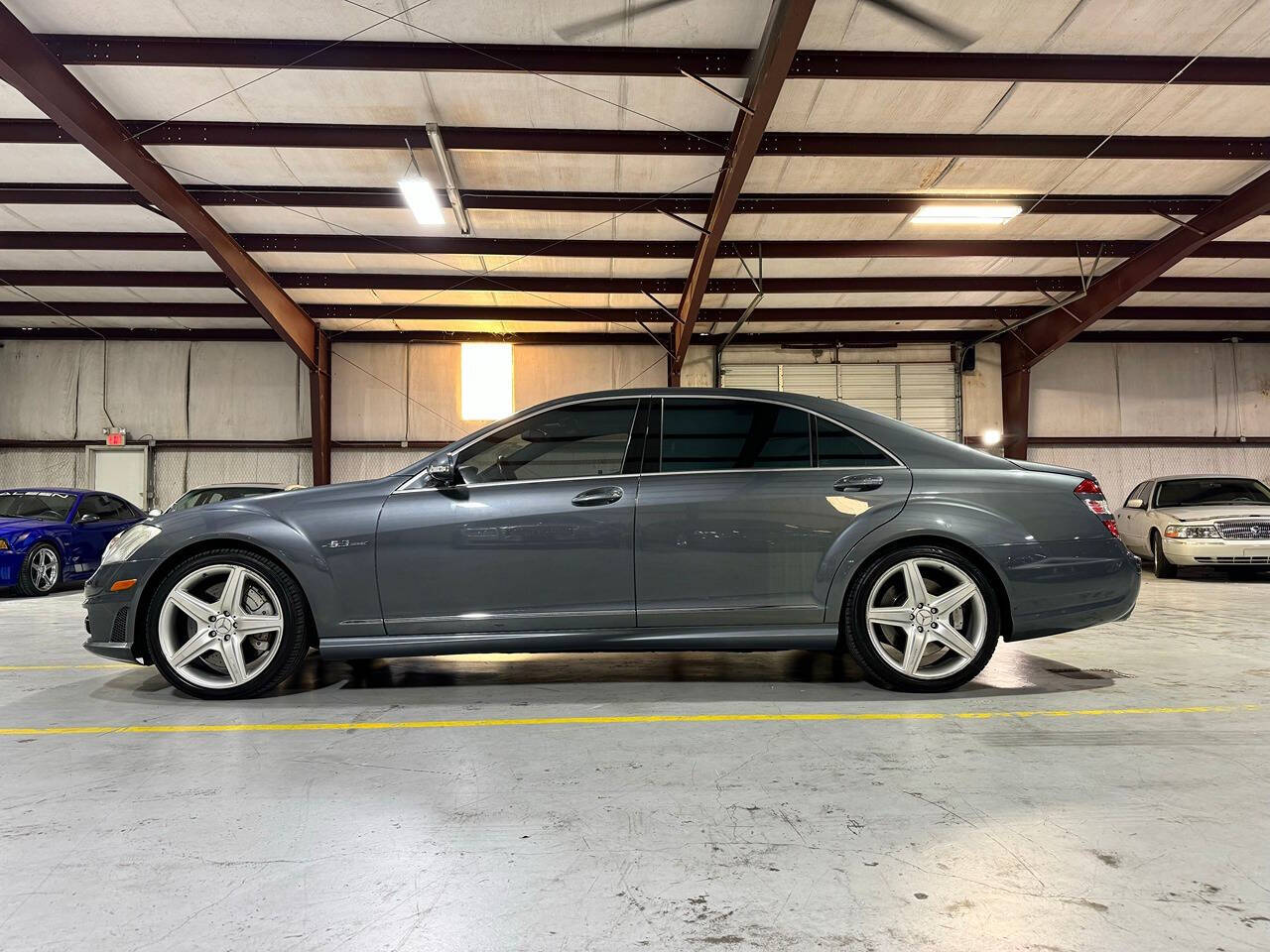 2008 Mercedes-Benz S-Class for sale at Carnival Car Company in Victoria, TX