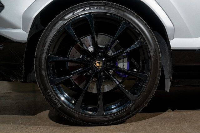 2022 Lamborghini Urus