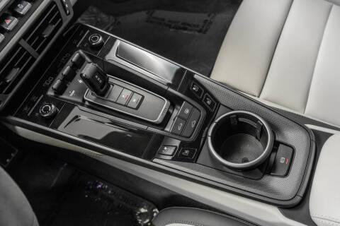 2025 Porsche 911 Carrera