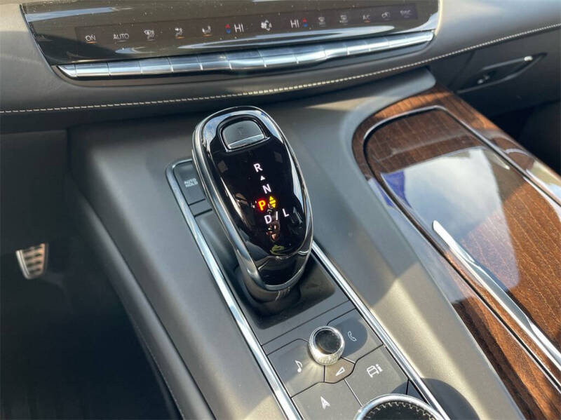 2022 Cadillac Escalade Sport Platinum