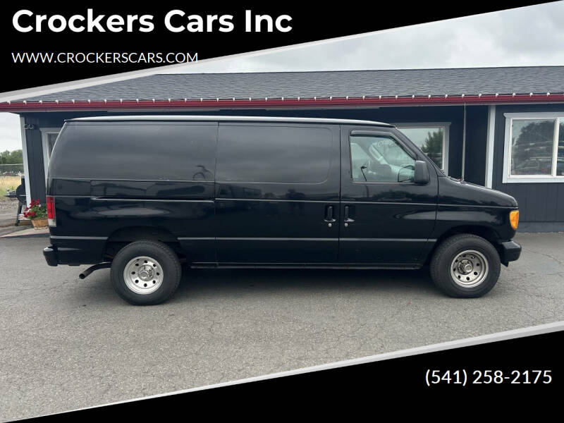 2003 Ford E-Series E-150 Base