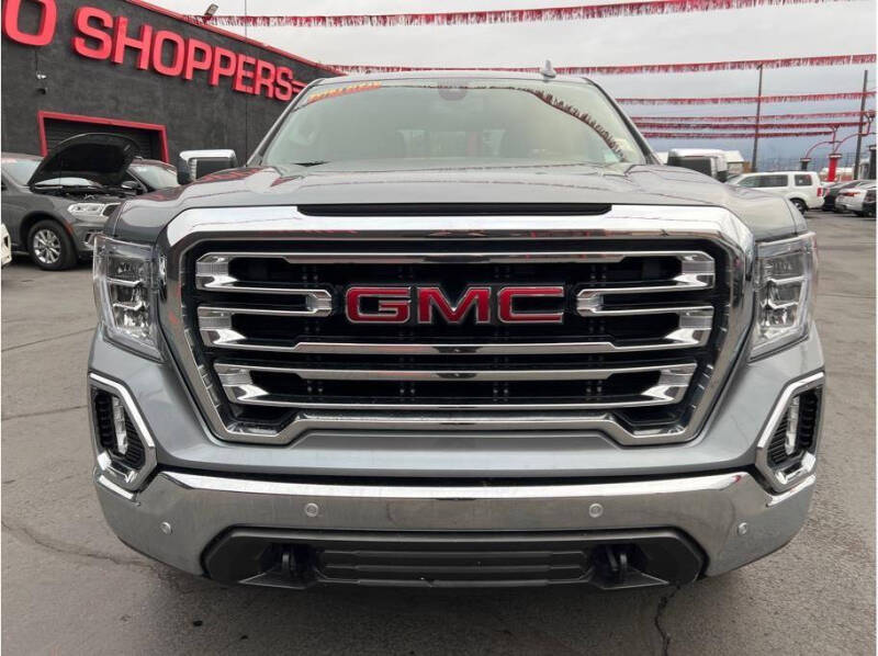 2019 GMC Sierra 1500 SLT photo 2