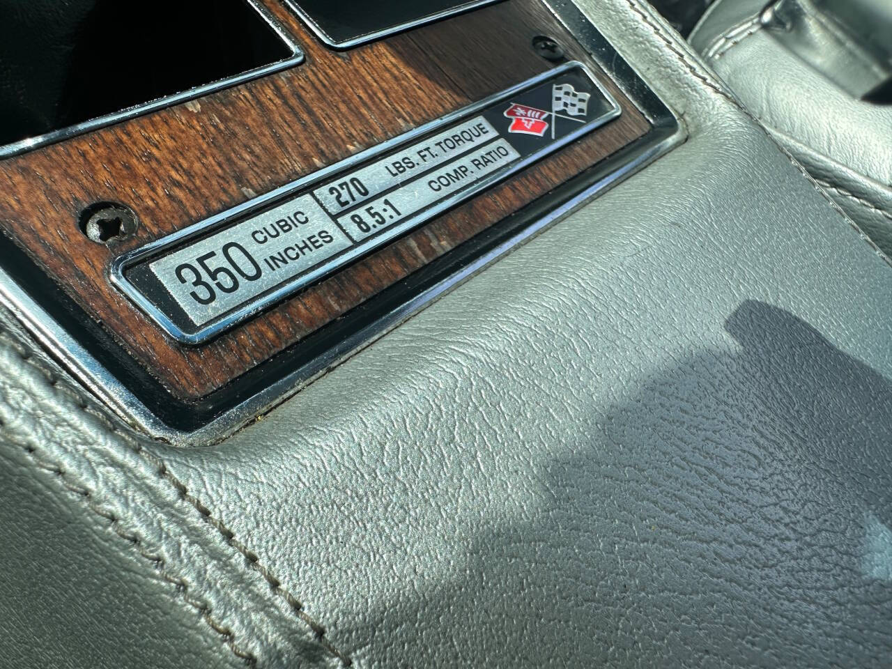 1975 Chevrolet Corvette 38