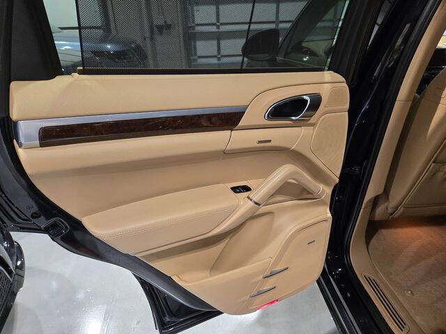 2012 Porsche Cayenne Tiptronic