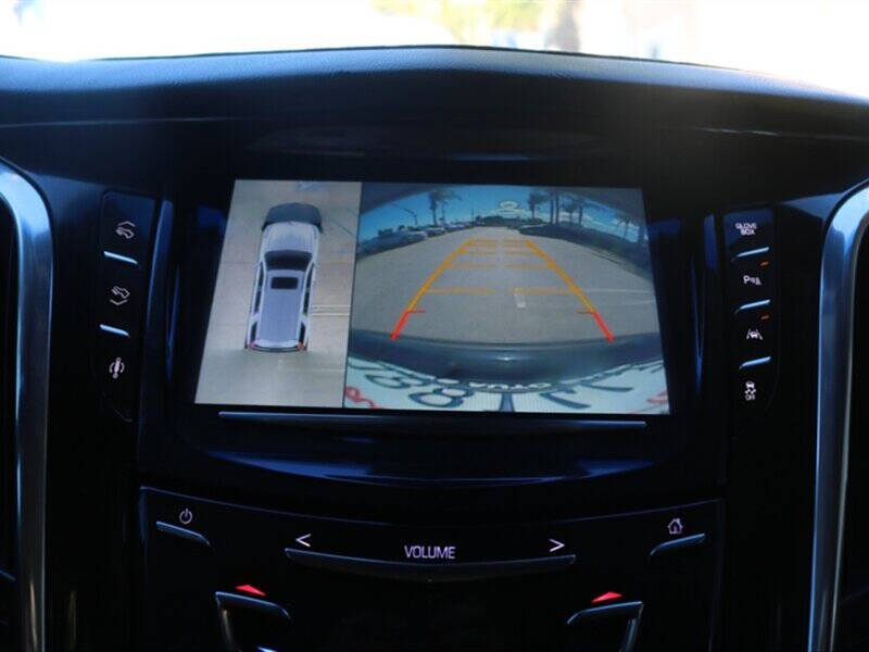 2016 Cadillac Escalade ESV Luxury Collection