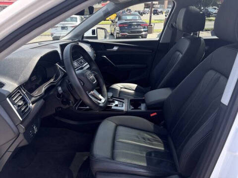 2023 Audi Q5 quattro Premium Plus 40 TFSI