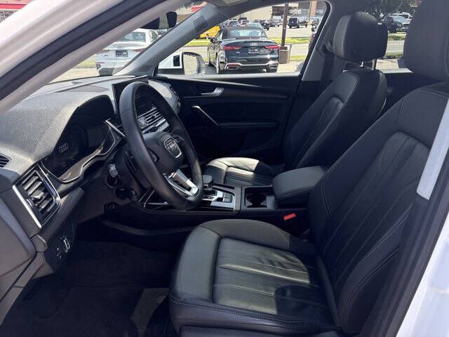 2023 Audi Q5 quattro Premium Plus 40 TFSI