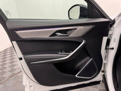 2024 Jaguar F-PACE P250 R-Dynamic S