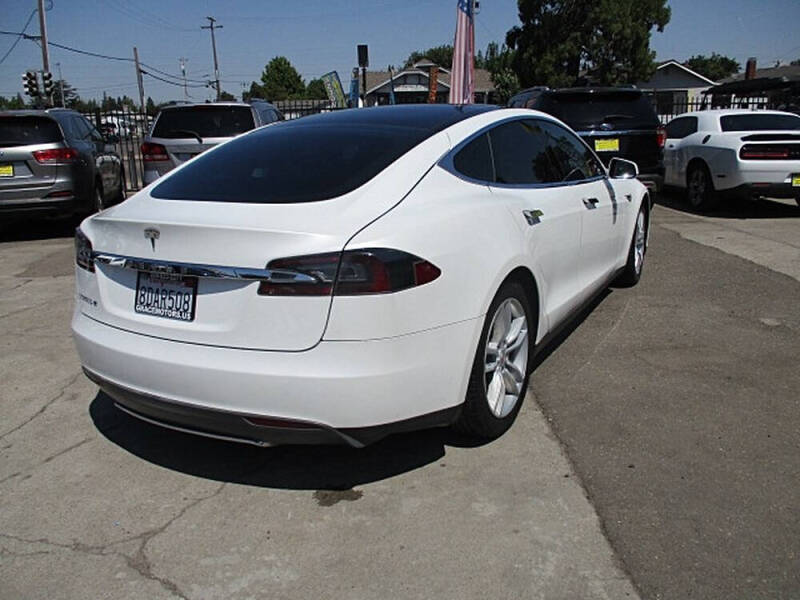 2013 Tesla Model S