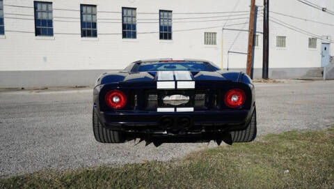 2005 Ford GT