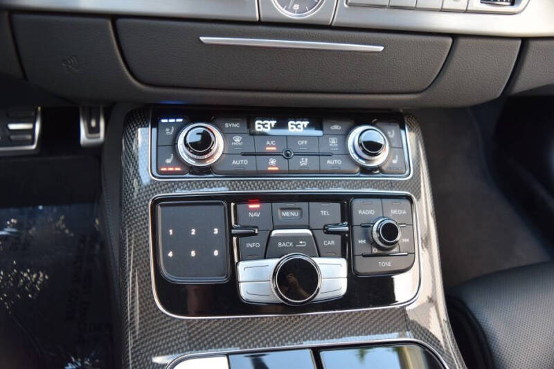 2015 Audi S8 4.0T quattro