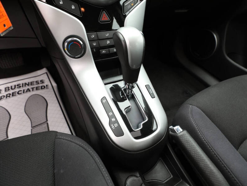 2013 Chevrolet Cruze 1LT Auto