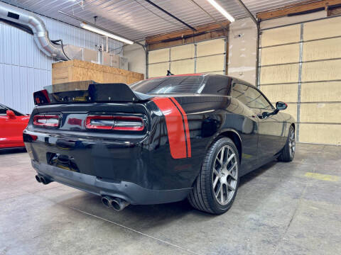 2016 Dodge Challenger 392 HEMI Scat Pack Shaker