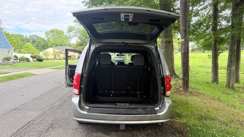 2016 Dodge Grand Caravan SXT Plus