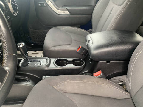 2013 Jeep Wrangler Sahara