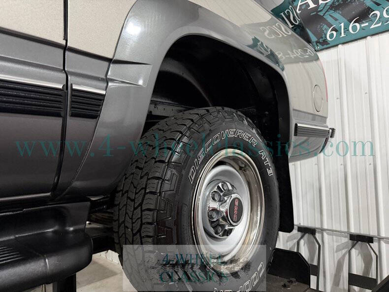 1999 GMC Suburban