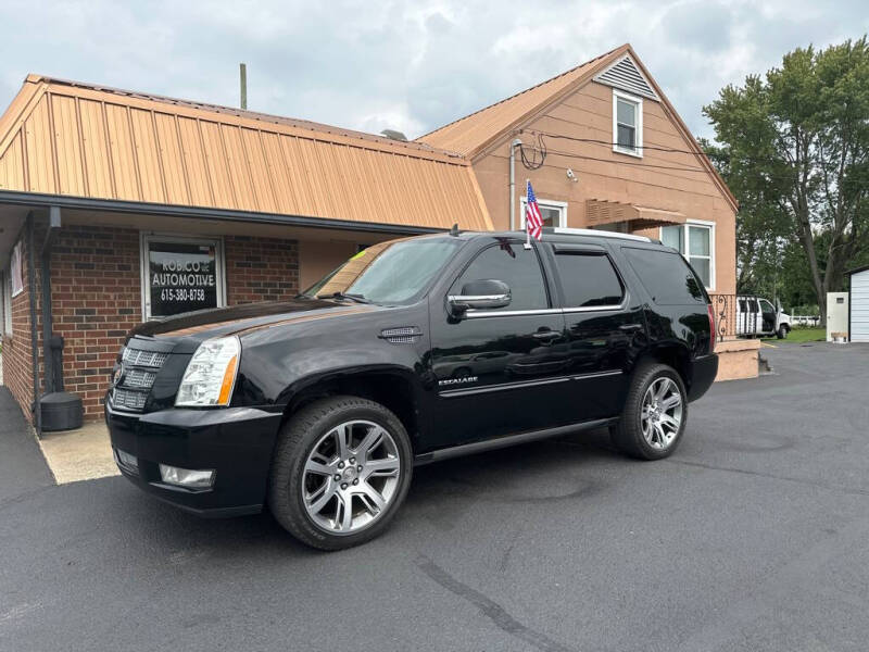 2013 Cadillac Escalade for sale at Rob Co Automotive LLC in Springfield TN