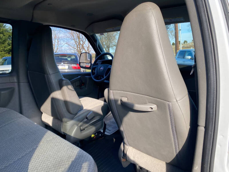 2020 GMC Savana LT 3500