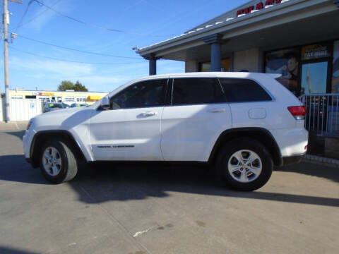 2017 Jeep Grand Cherokee Laredo