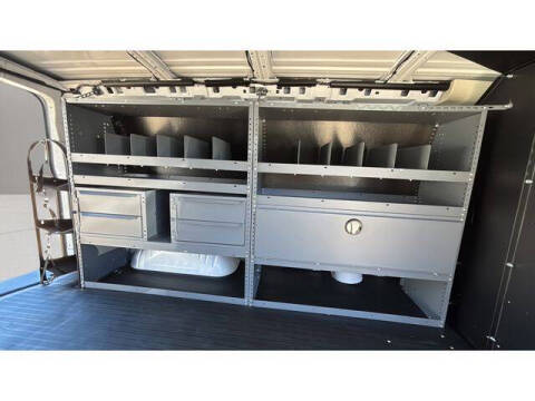 2025 Chevrolet Express 2500