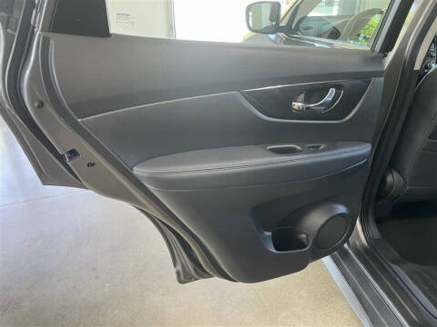 2018 Nissan Rogue S