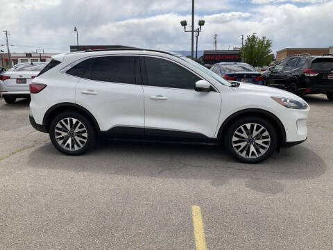 2020 Ford Escape Titanium