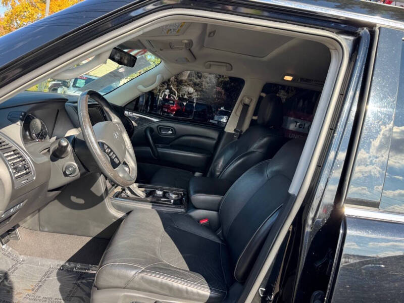 2021 Infiniti QX80 Luxe