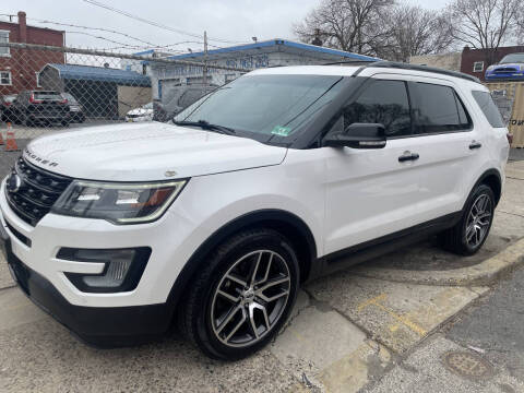 2016 Ford Explorer for sale at Five Brothers Auto in Camden NJ