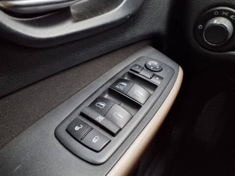 2017 Jeep Cherokee Sport