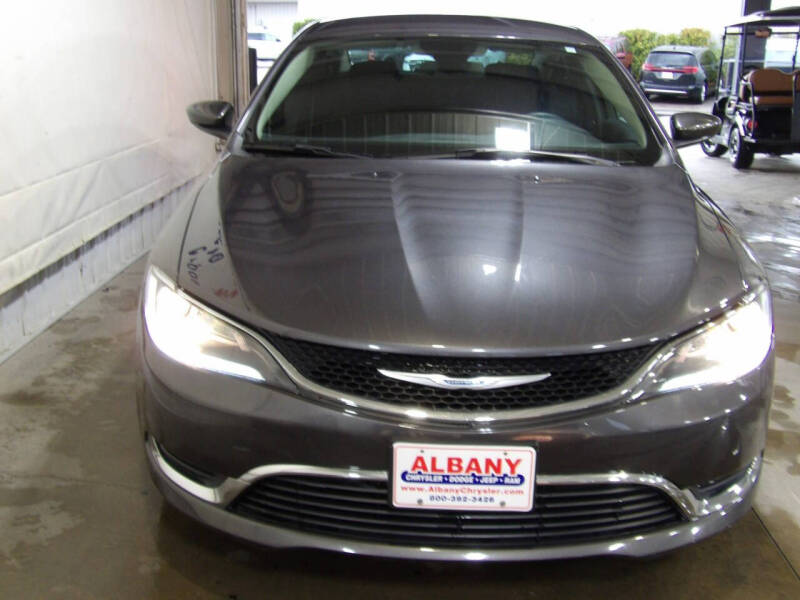 2016 Chrysler 200 Limited