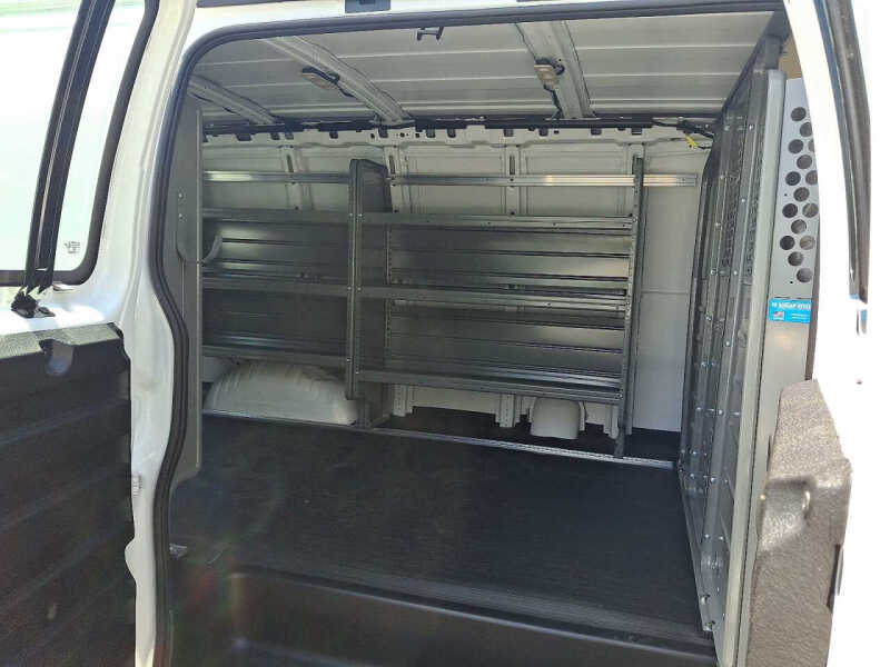 2025 Chevrolet Express 2500